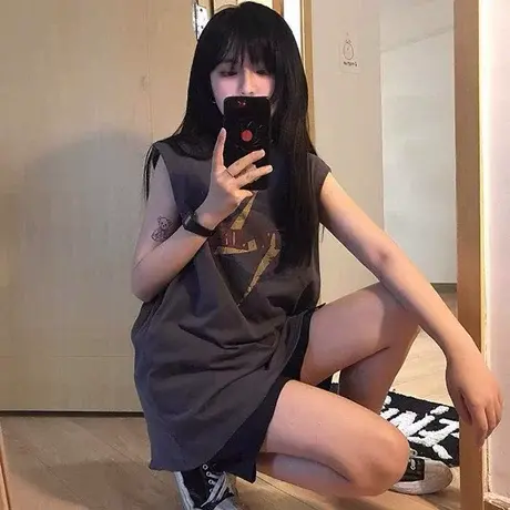 纯棉吊带运动坎肩背心无袖t恤女夏季设计感小众外穿宽松挂脖上衣图片