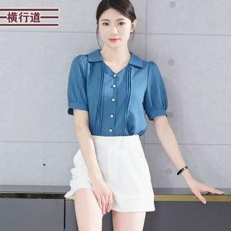 翻领排扣宽松短袖衬衣2023年新款纯色简约半袖褶皱小V领女衣大码图片