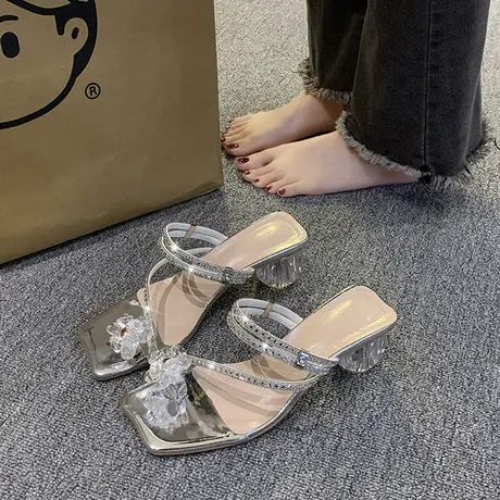 水钻花朵粗跟两穿套趾拖鞋凉鞋2023夏季新款网红时尚水晶跟凉拖女商品大图
