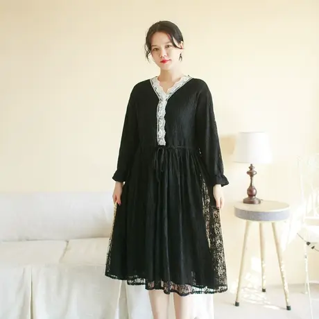 【买一送一】秋季新品法式V领蕾丝连衣裙 大码收腰显瘦蕾丝长裙商品大图