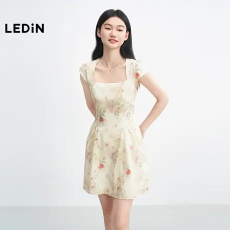 乐町晕染花卉法式梯形领连衣裙女2025年夏季新款短款碎花全棉裙子图片