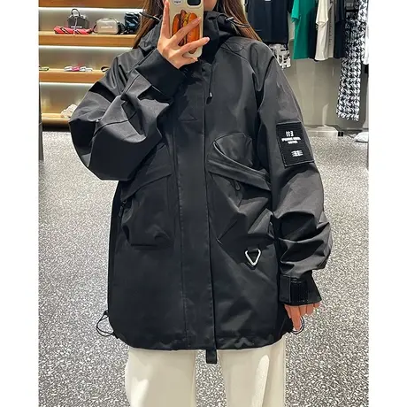 春秋新款机能风情侣户外冲锋衣工装连帽外套男登山服痞帅夹克商品大图