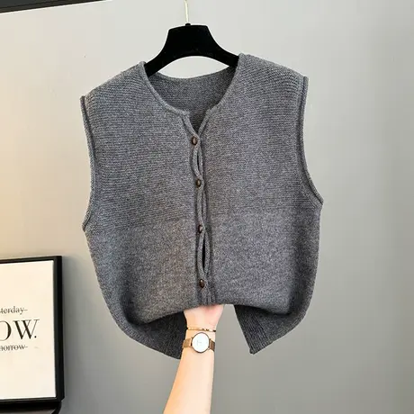 日系复古棕色小木扣叠穿针织马甲开衫女秋冬内搭洋气简约毛衣马夹图片