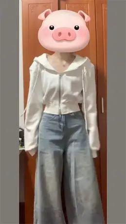 短款拉链卫衣外套女春秋薄款小众设计感慵懒风美式开衫连帽上衣潮图片