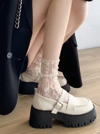 法式玛丽珍鞋女2023秋季新款白色一脚蹬厚底粗跟高跟松糕底小皮鞋图片