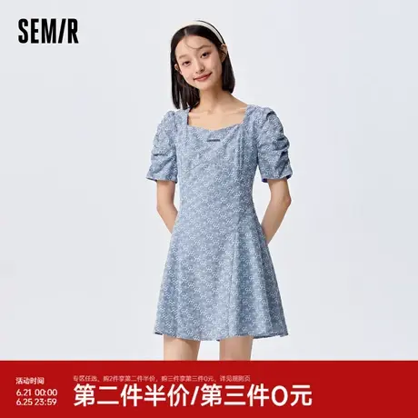 森马连衣裙女设计感绣花时尚复古小众夏气质方领短裙优雅个性女生图片
