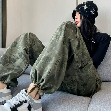 迷彩印花裤子女束脚休闲裤运动工装裤女图片