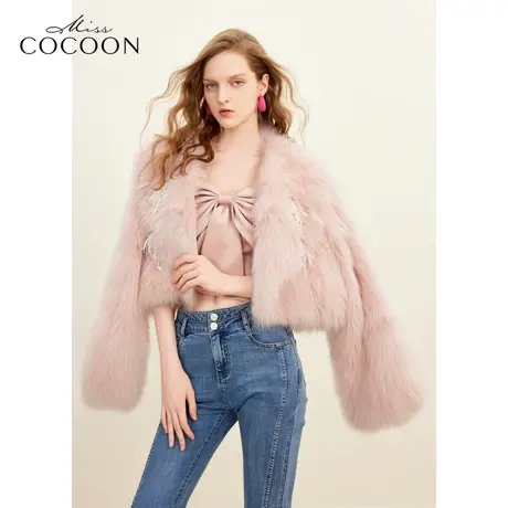 missCOCOON多巴胺色彩狐狸毛2023冬装新款女大翻领短款廓形皮草图片