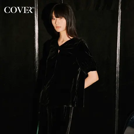 COVER秋季交叉褶皱领口桑蚕丝上衣图片