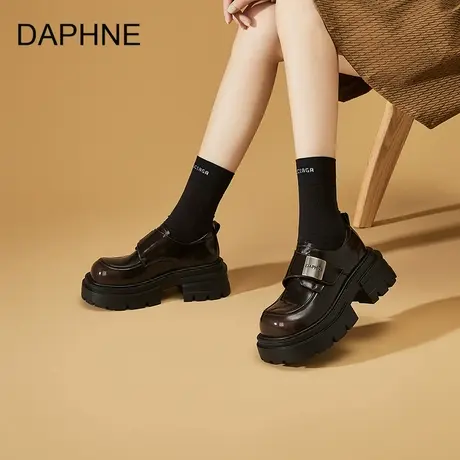 Daphne/达芙妮厚底增高小皮鞋女金属扣带百搭休闲复古乐福鞋夏季图片