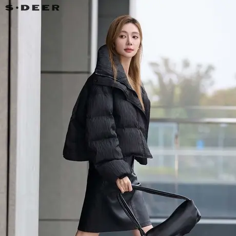 sdeer圣迪奥冬季女装时尚立领肌理字母短款羽绒服S24483108商品大图
