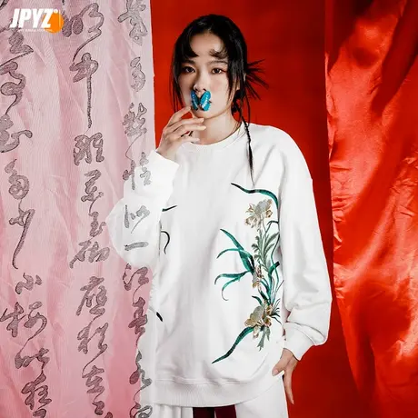 中国风花卉刺绣秋季卫衣男款国潮新款宽松情侣长袖圆领外套上衣服图片