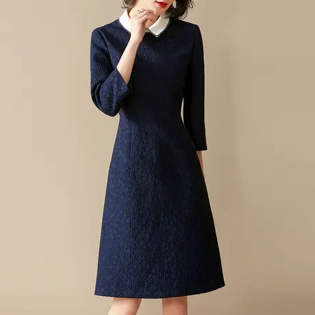 【1件7.9折】冬季新品时尚女装优雅气质修身中长款百搭提花连衣裙商品大图