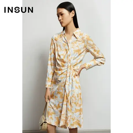 INSUN恩裳秋季弹力腰部褶皱印花连衣裙图片