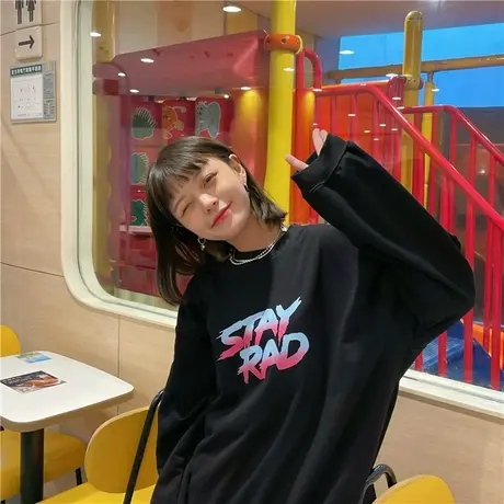 红续2023春装新款韩版宽松oversize小众设计感圆领套头长袖卫衣女图片