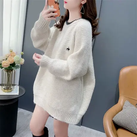 高级感刺绣软糯圆领套头毛衣女秋冬新款加厚宽松慵懒风毛绒绒上衣商品大图
