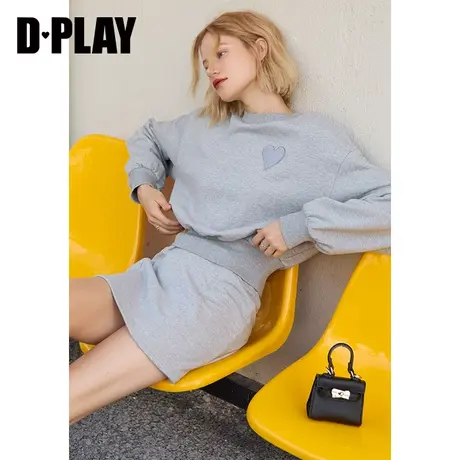 DPLAY秋装新新款简约宽松爱心卫衣小圆领潮酷宽垫肩休闲上衣商品大图