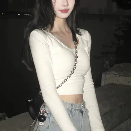 短款打底衫女秋冬内搭德绒磨毛小衫辣妹纯欲风紧身显瘦设计感上衣商品大图