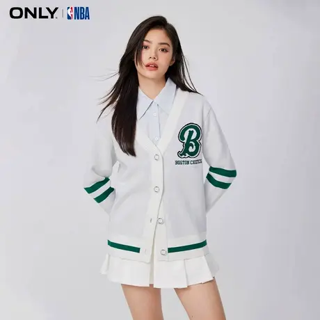 【ONLY奥莱】秋季NBA联名款宽松长袖撞色V领针织衫女商品大图