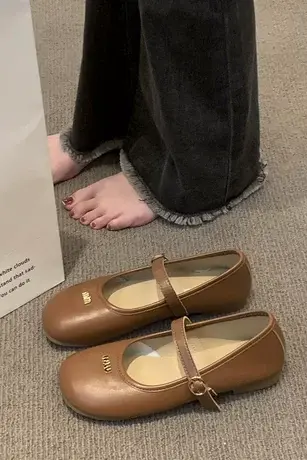 巨软～字母扣件复古气质玛丽珍鞋平底圆头舒适小单鞋春秋小皮鞋女商品大图