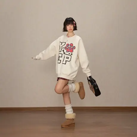YEP白色发泡印花圆领卫衣女早秋新款套头插肩袖宽松无帽长袖上衣商品大图