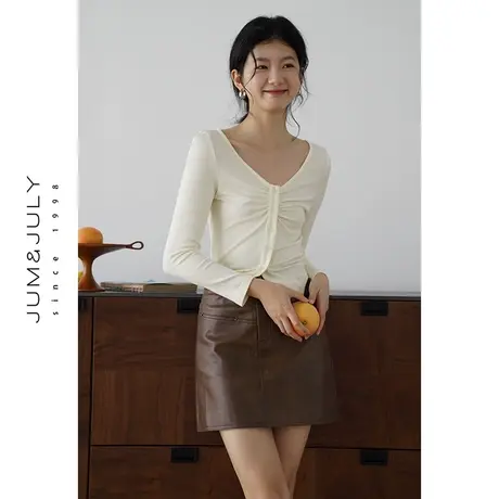 嘉茱莉2023秋季新款V领长袖T恤女短款修身上衣打底衫设计感小众商品大图