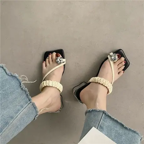 2024设计感新款时尚粗跟套趾水钻凉拖鞋女夏季外穿网红款中跟凉鞋商品大图