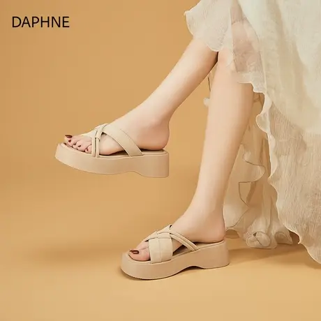 Daphne/达芙妮2025夏季新款厚底拖鞋女外穿时尚外穿沙滩松糕凉鞋图片