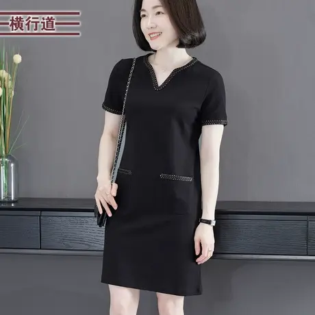简约休闲V领撞色织带宽松短袖连衣裙女衣外穿妈妈装2024夏季新款图片