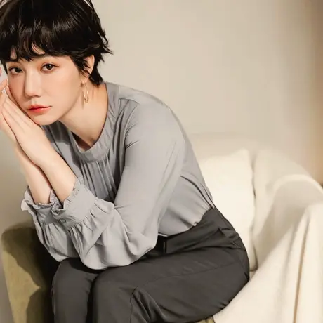 桔熊春秋季通勤复古圆领压褶雪纺衫荷叶长袖上衣女大码AB16803商品大图