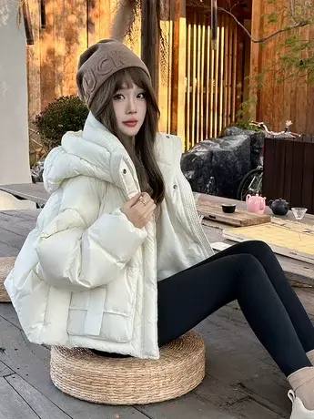 白鸭绒韩版加厚羽绒服女短款2023冬季新款连帽简约小众设计感外套图片