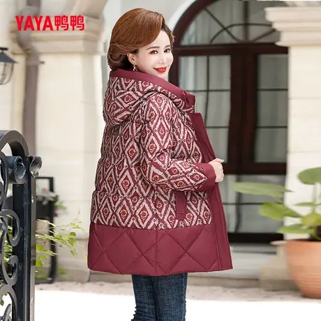 鸭鸭羽绒服女2023年秋冬新款短款妈妈装连帽时尚洋气保暖外套J图片