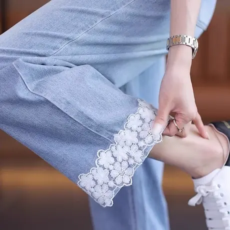 拉夏贝尔蕾丝浅蓝色牛仔裤女2025夏季新款薄款天丝高腰九分直筒裤图片