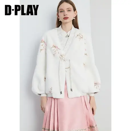 DPLAY冬新中式国风奶油白盘扣V领灯笼袖保暖仿皮毛一体外套商品大图