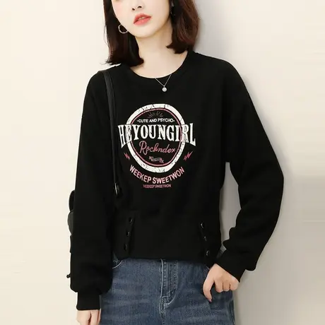 新品8.5折】美式印花圆领黑色加绒卫衣女士短款加厚上衣图片