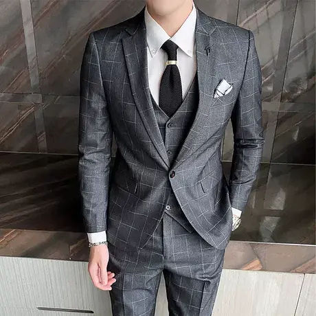 西装男 套装修身韩版潮流帅气格子西服三件套 新郎结婚礼服发型师图片