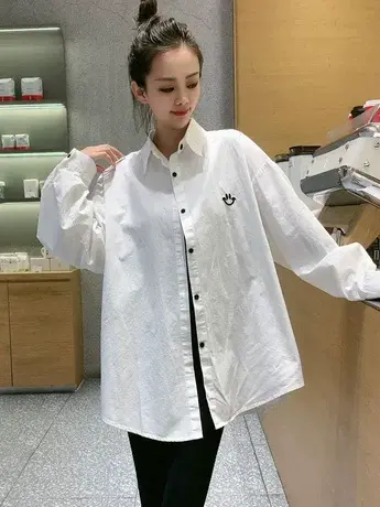 笑脸刺绣轻奢港风翻领白色长袖衬衫女2024春秋慵懒风休闲百搭上衣商品大图