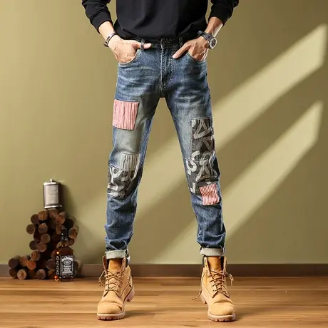 直筒牛仔裤男款修身小脚印花宽松破洞牛仔裤男潮流水洗百搭牛仔图片