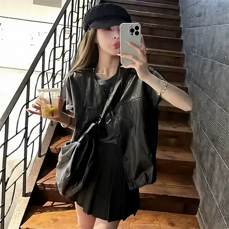 美式复古简约PU皮马甲外套配包包圆领机车服女2025早秋新款马夹潮图片