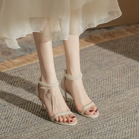 一字扣带高跟鞋女细跟2023年夏季新款气质珍珠法式中空仙女风凉鞋图片