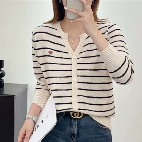 秋装2023年新款剪刀领条纹针织开衫外套女短款小个子外搭洋气上衣图片