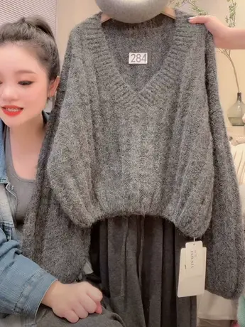 慵懒风高级感毛衣女2023秋装新款时尚灯笼袖针织套头短款百搭上衣图片