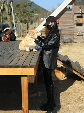 帅炸黑色复古休闲皮衣外套2023春秋新款海宁皮衣中长款夹克皮西装商品大图