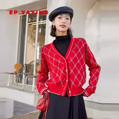 EP雅莹女装 红色美利奴羊毛v领休闲针织开衫 2023新款9151A图片