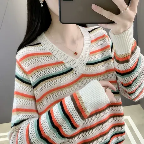 2023年秋装新款彩虹条纹V领套头针织衫勾花镂空上衣宽松打底衫商品大图