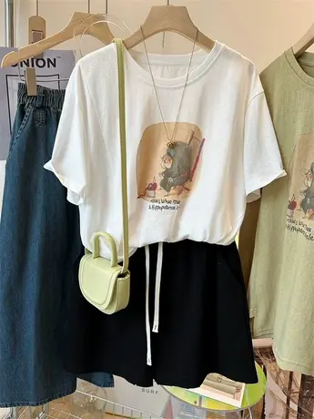 柔软薄款 摇椅上的奶奶卡通印花短袖雪花棉T恤女宽松开叉夏季上衣商品大图