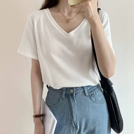 ins超火纯色短袖t恤女夏2022年新款韩版百搭宽松V领内搭打底小衫商品大图
