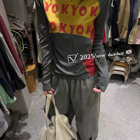 小V领字母图案拼色长袖T恤女2025秋季新款松弛感洋气打底衫上衣潮商品大图