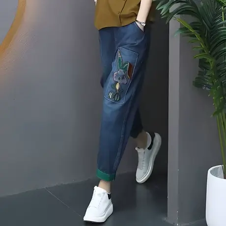 2024年新款牛仔裤女士秋季爆款刺绣哈伦裤显高显瘦九分束脚裤子潮商品大图