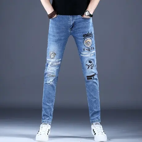 2023男士新款牛仔裤经典蓝色刺绣印花修身小脚裤秋款棉弹百搭潮牌图片